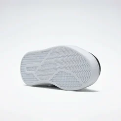 Reebok Classic Scarpe - Sneakers Laag - Black -Stijl Schoen Verkoopwinkel 1e5da66e38e544d3b60778374b77cdb8 scaled