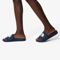 The North Face Base Camp Iii - Badslippers - Summit Navy Tnf White