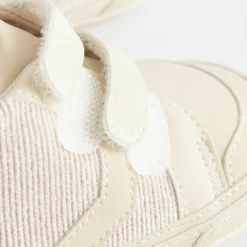 Next Pram Easy Fastening Standard - Babyschoenen - Stone Natural -Stijl Schoen Verkoopwinkel 24343898021946bea88f2a06cf78df1e scaled