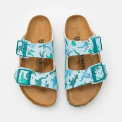 Birkenstock Arizona Kids Big Dino Unisex - Muiltjes - Light Blue -Stijl Schoen Verkoopwinkel 26f19eece47d42e2b313f5071a631296 scaled