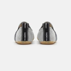 Living Kitzbühel T-Modell Schriftzug Unisex - Pantoffels - Hellgrau -Stijl Schoen Verkoopwinkel 358f0bc886be4a20bb9727dfd4e4a383 scaled