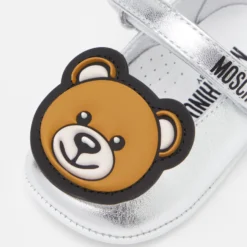 MOSCHINO Babyschoenen - Silver -Stijl Schoen Verkoopwinkel 3683f976a7ce4981831f4cc6124675d0 scaled
