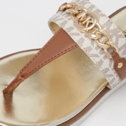 MICHAEL KORS KIDS Roxanne - Sandalen - Vanilla/Luggage -Stijl Schoen Verkoopwinkel 52fc9fdf340a4a07afb52760967ed53e scaled