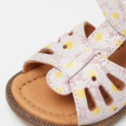Bisgaard Cassidy- Sandalen - Rose Flowers -Stijl Schoen Verkoopwinkel 540bc24d3abe44fba94a7e4a7e6442c5 scaled