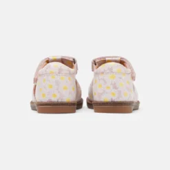 Bisgaard Cassidy- Sandalen - Rose Flowers -Stijl Schoen Verkoopwinkel 55f8b1f80a3344738b87b72ca6aa4899 scaled