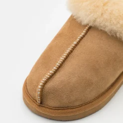 Shepherd Are Unisex - Pantoffels - Chestnut -Stijl Schoen Verkoopwinkel 6a1d2b49b2f6483d98588d6357d7431f scaled