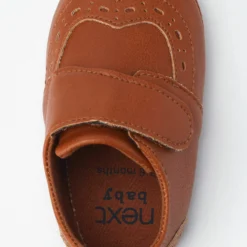 Next Pram Brogues- Babyschoenen - Tan Brown -Stijl Schoen Verkoopwinkel 6ed51a569d4646e2bf200c1c639f0503 scaled