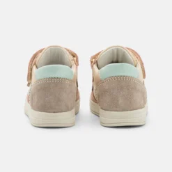 Primigi Sneakers Laag - Vison/Acqu -Stijl Schoen Verkoopwinkel 710fcdae52dc4df0824bed79009574dd scaled