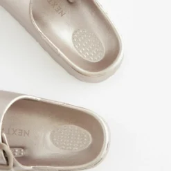 Next Double Buckle - Badslippers - Rose Gold -Stijl Schoen Verkoopwinkel 73eb4a4570f0432e8738809c5f64836d scaled