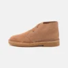 Clarks Desert Boot Unisex - Sportieve Veterschoenen - Beige -Stijl Schoen Verkoopwinkel 793320a4cc794fa088dbde218aa23198 scaled