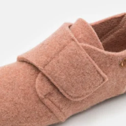 Bisgaard Ballet Home Shoe - Pantoffels - Rose 13 Bisgaard Ballet Home Shoe - Pantoffels - Rose -Stijl Schoen Verkoopwinkel 8011199649c94329924703acc2de5018 scaled