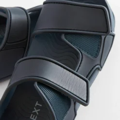 Next Standard - Outdoorsandalen - Navy Blue -Stijl Schoen Verkoopwinkel 83d505940b5f43dd8dbca503cf88380e scaled