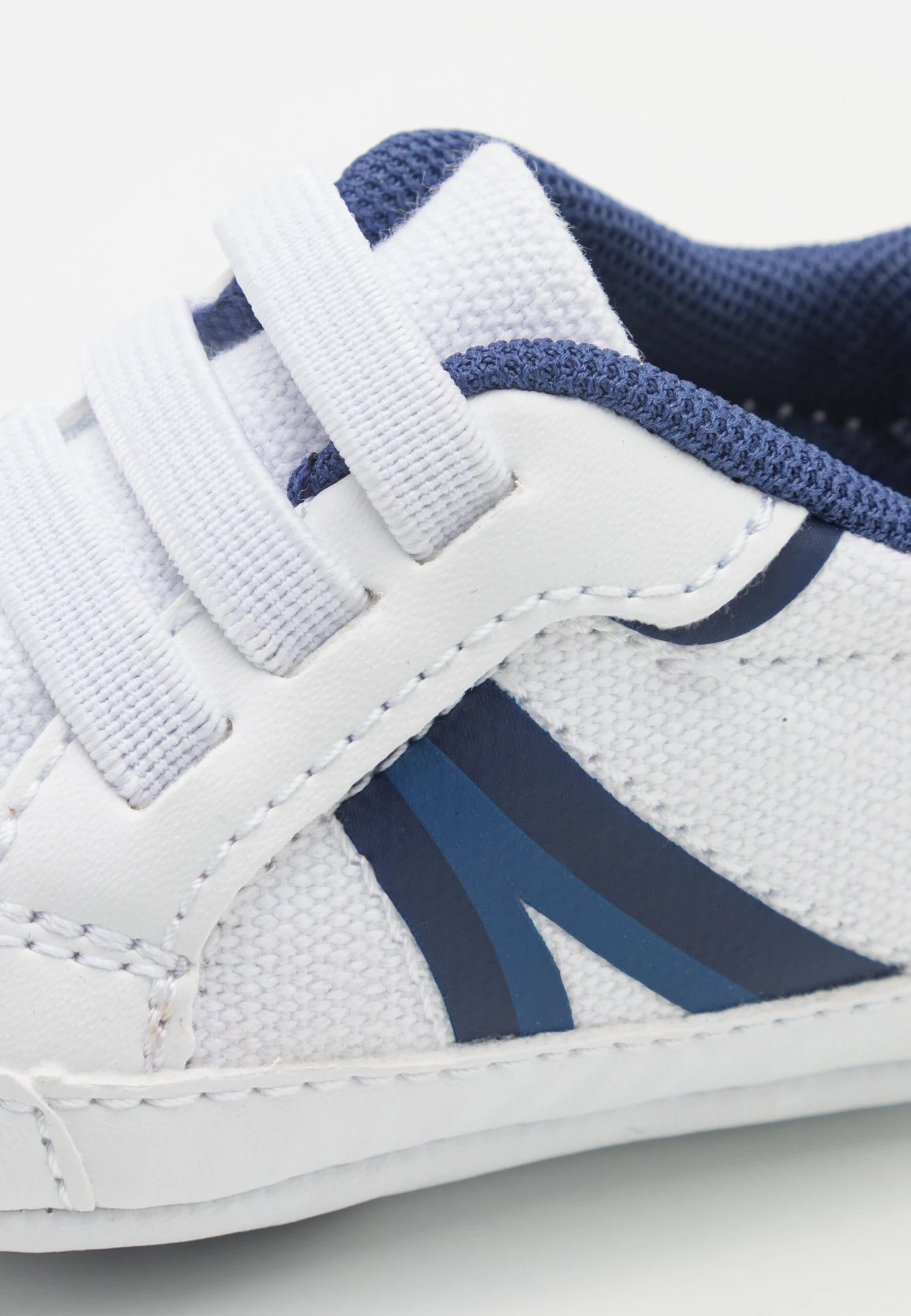 Lacoste L004 Crib Unisex - Geboortegeschenk - White/Blue 8 Lacoste L004 Crib Unisex - Geboortegeschenk - White/Blue - Afbeelding 6