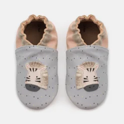 ROBEEZ Cute Zebra - Babyschoenen - Gris Rose -Stijl Schoen Verkoopwinkel 86d7af6bad384f958d5d536269021ebf scaled