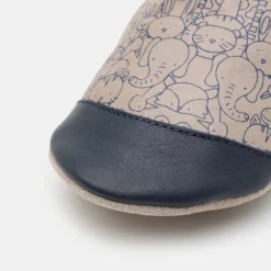 ROBEEZ Animal Stories Unisex - Babyschoenen - Gris Taupe/Marine -Stijl Schoen Verkoopwinkel 8893c3abc32540d388e11a505f6e9b67 scaled
