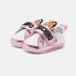 MOSCHINO Unisex - Babyschoenen - White/Pink/Black -Stijl Schoen Verkoopwinkel 938f70416060432abc22bb85ae3a437d scaled