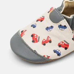 ROBEEZ Super Cars - Babyschoenen - Beige Clair/Gris Fonce -Stijl Schoen Verkoopwinkel 943cec7dcf9e4ff59d1fd74411bc2576 scaled