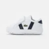 Lacoste Sideline Crib Cub Unisex - Babyschoenen - White/Navy -Stijl Schoen Verkoopwinkel 96bf0d4c9c8a49ef9179659348484ab4 scaled