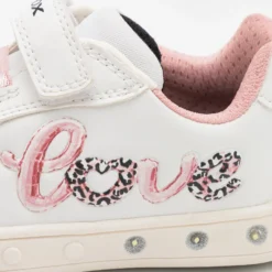 Geox Skylin Girl Light Up - Sneakers Laag - White/Light Pink -Stijl Schoen Verkoopwinkel 9d45258a714148029568ebca5703066e scaled