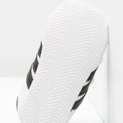 Adidas Originals Superstar- Babyschoenen - White/Core Black -Stijl Schoen Verkoopwinkel 9e81093e6bb742d2a2f7a754ced5ac4d