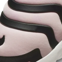 Nike Sportswear Dynamo Go Unisex - Instappers - Med Soft Pink/Black-Hyper Pink-White -Stijl Schoen Verkoopwinkel a11d1cc9f64647a3bbc97d69b7e8df63