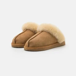 Shepherd Are Unisex - Pantoffels - Chestnut -Stijl Schoen Verkoopwinkel a4c04d7891644ae3b331d01ebc649568 scaled