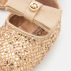 MICHAEL KORS KIDS Baby Day - Babyschoenen - Rose Glitter -Stijl Schoen Verkoopwinkel c3fc88d4a9d9417fb2dddf4af280de2f scaled