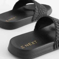 Next Patterned Standard - Badslippers - Black -Stijl Schoen Verkoopwinkel c5482cd7a4954dc6b76d6aaac2e44e9b scaled
