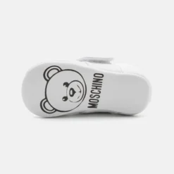 MOSCHINO Unisex - Babyschoenen - White/Silver -Stijl Schoen Verkoopwinkel c8b5599f7ea9404095fb42e8637ebac0 scaled