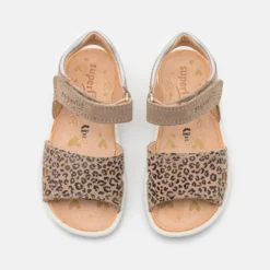 Superfit Sparkle - Sandalen - Beige -Stijl Schoen Verkoopwinkel e627fef2cf2c4abc95177e8efa168c13 scaled