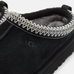 Ugg Tazz Unisex - Pantoffels - Black -Stijl Schoen Verkoopwinkel f18c7b2c839d480da98751089d1d618c scaled