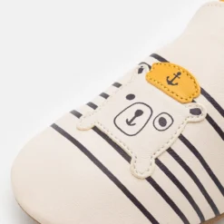 ROBEEZ Naval Officer - Geboortegeschenk - Beige Clair Marine 13 ROBEEZ Naval Officer - Geboortegeschenk - Beige Clair Marine -Stijl Schoen Verkoopwinkel f35c046cb95b4bfe9d26c5412b18eaf9 scaled