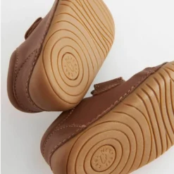 Next CrawlerWide Fit G - Babyschoenen - Tan Brown -Stijl Schoen Verkoopwinkel f4e790ce0a0546858b928654a15e314d scaled